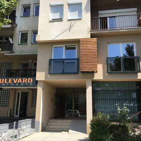 Boulevard Luxury Center דירה